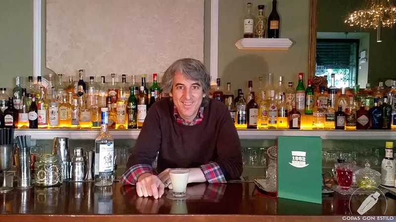 El bartender de coctelería 1862 Dry Bar (Madrid) nos presenta su Cóctel Pisco Sour
