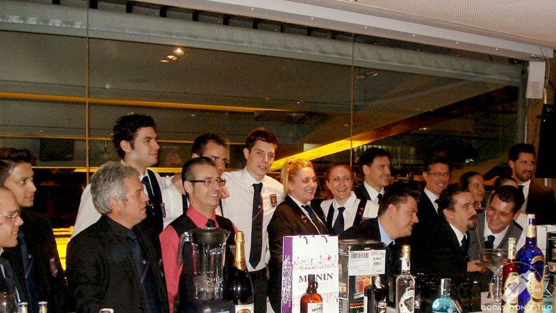 Los bartender participantes en el campeonato de coctelería de Madrid